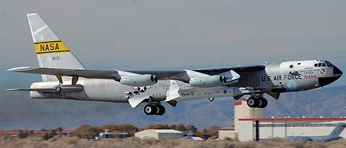 Air-and-Space.com: NB-52A And NB-52B Stratofortress Launch Platforms - X-15